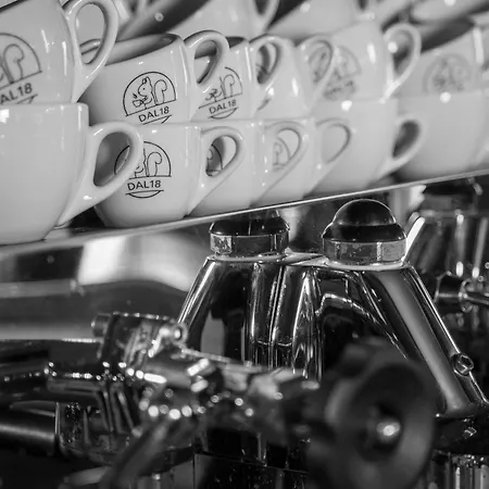 Hafen 17 Kueche Bar 4*