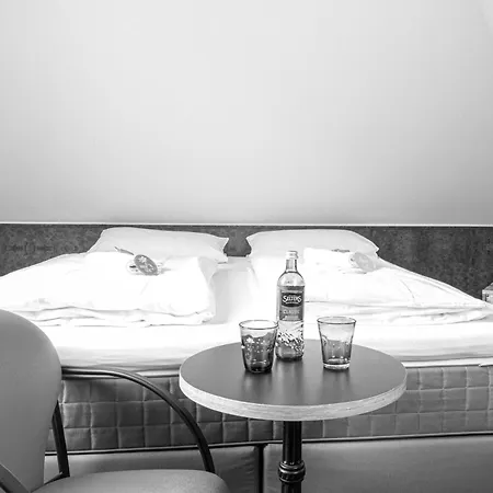 Hafen 17 Kueche Bar 4*