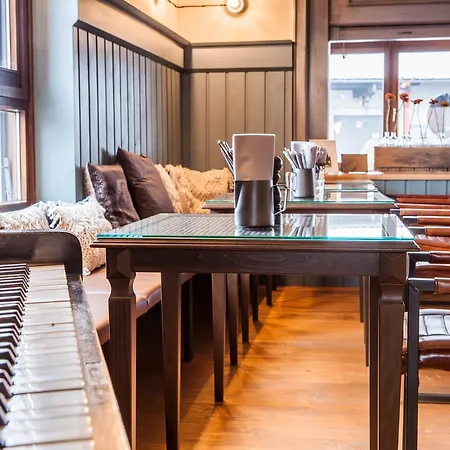 Hotel Hafen 17 Küche Bar 4*