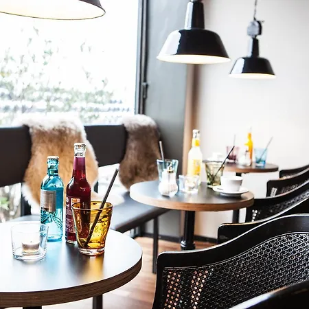 Hafen 17 Kueche Bar فندق